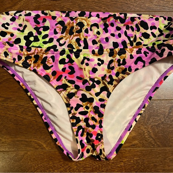 Leopard Print Bikini Set - Picture 2 of 5